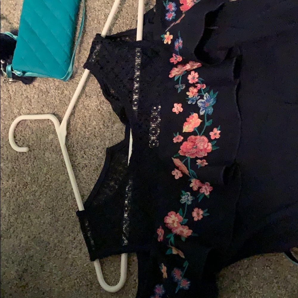Dress - Picture 6 of 8